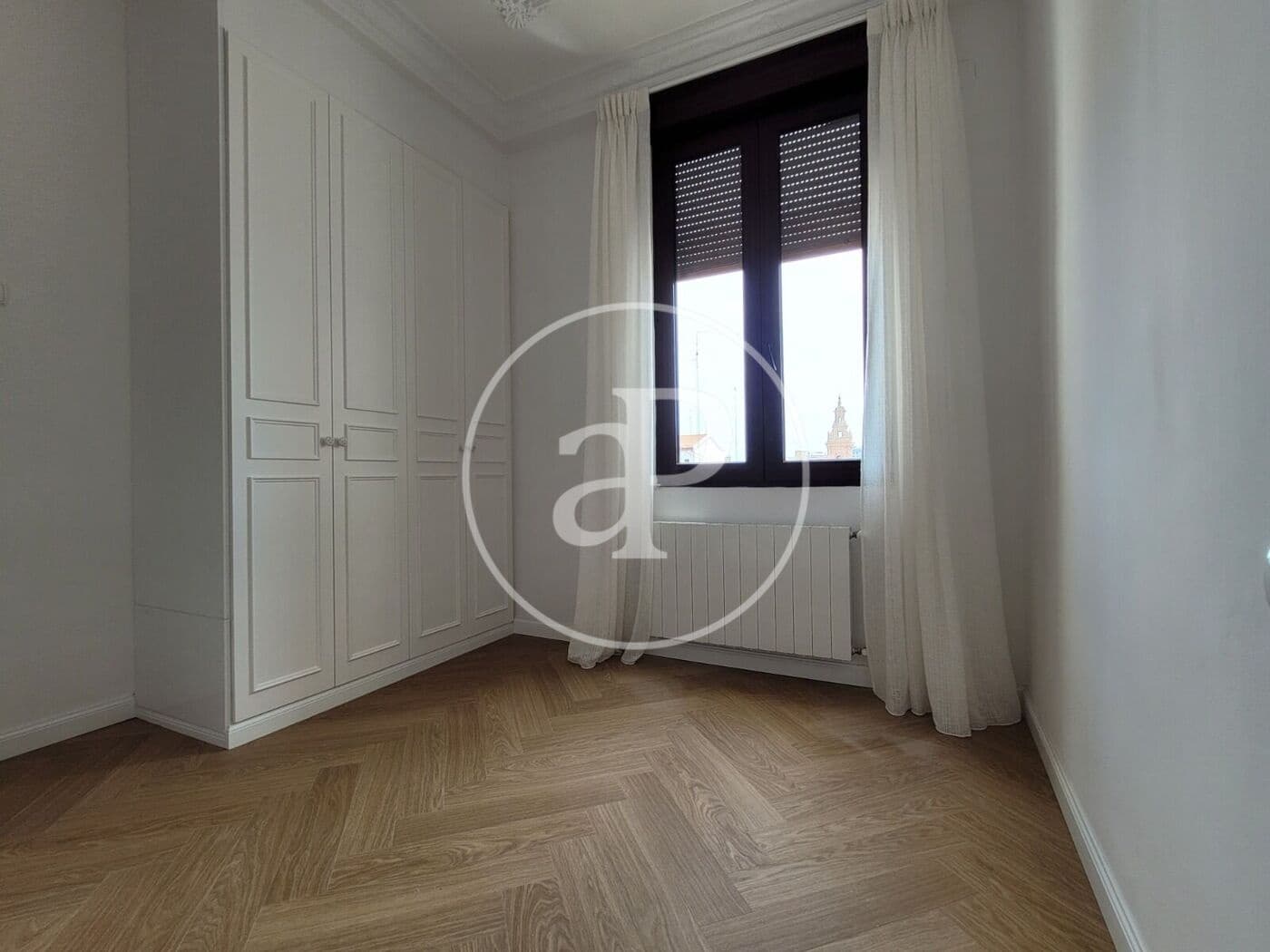 3 sovrum Lägenhet att hyra i Valencia stad - 2 300 € (Ref: 9839322)
