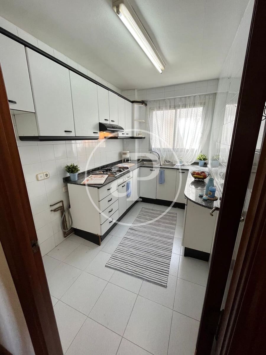 3 sovrum Lägenhet att hyra i Valencia stad - 1 800 € (Ref: 9839323)