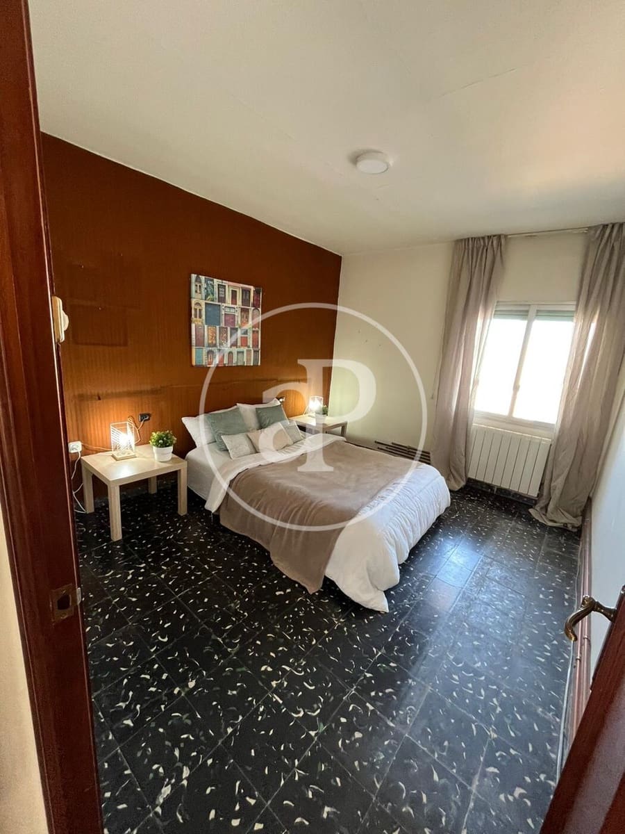 3 sovrum Lägenhet att hyra i Valencia stad - 1 800 € (Ref: 9839323)