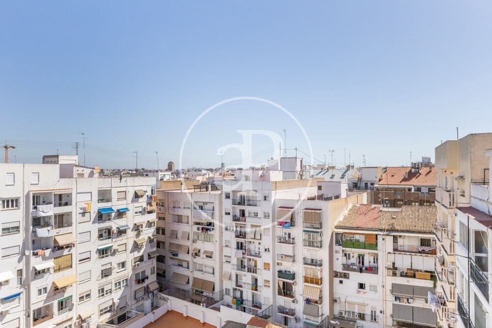 3 soveværelse Lejlighed til leje i Valencia by - € 1.800 (Ref: 9839323)