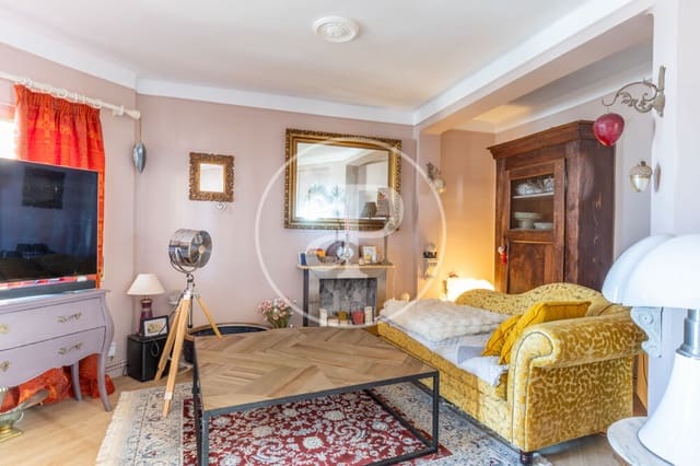 Apartamento de 3 habitaciones en Russafa, València ciudad en alquiler - 1.800 € (Ref: 9839323)