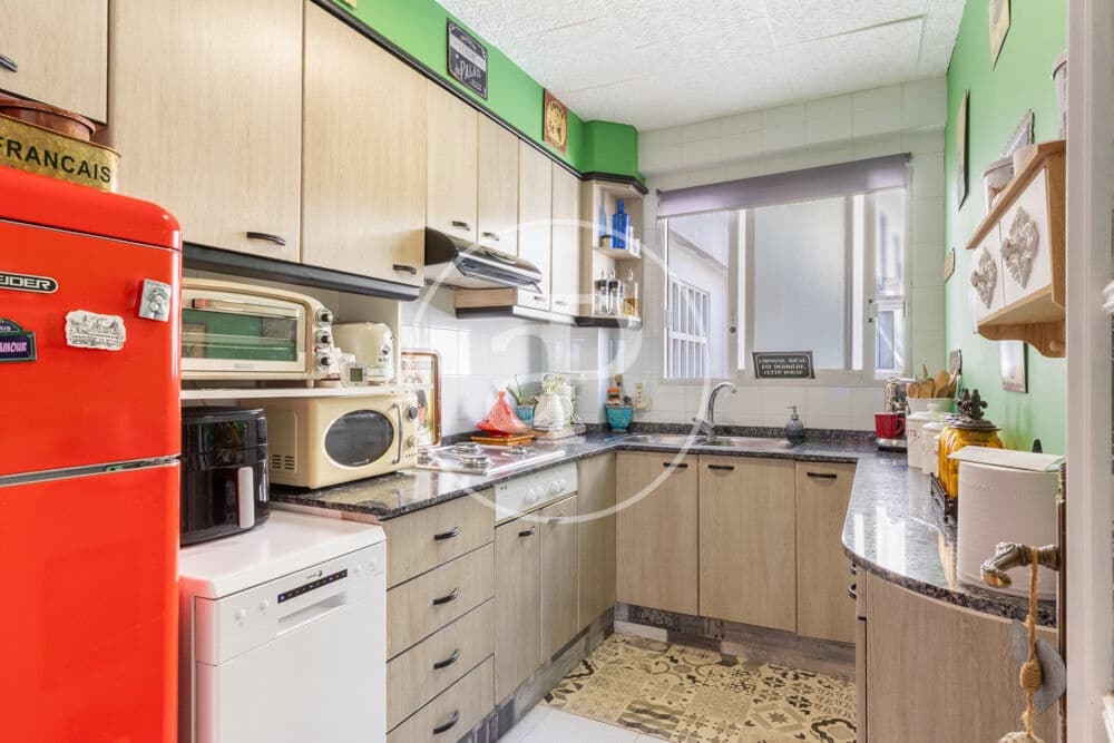 3 soveværelse Lejlighed til leje i Valencia by - € 1.800 (Ref: 9839323)