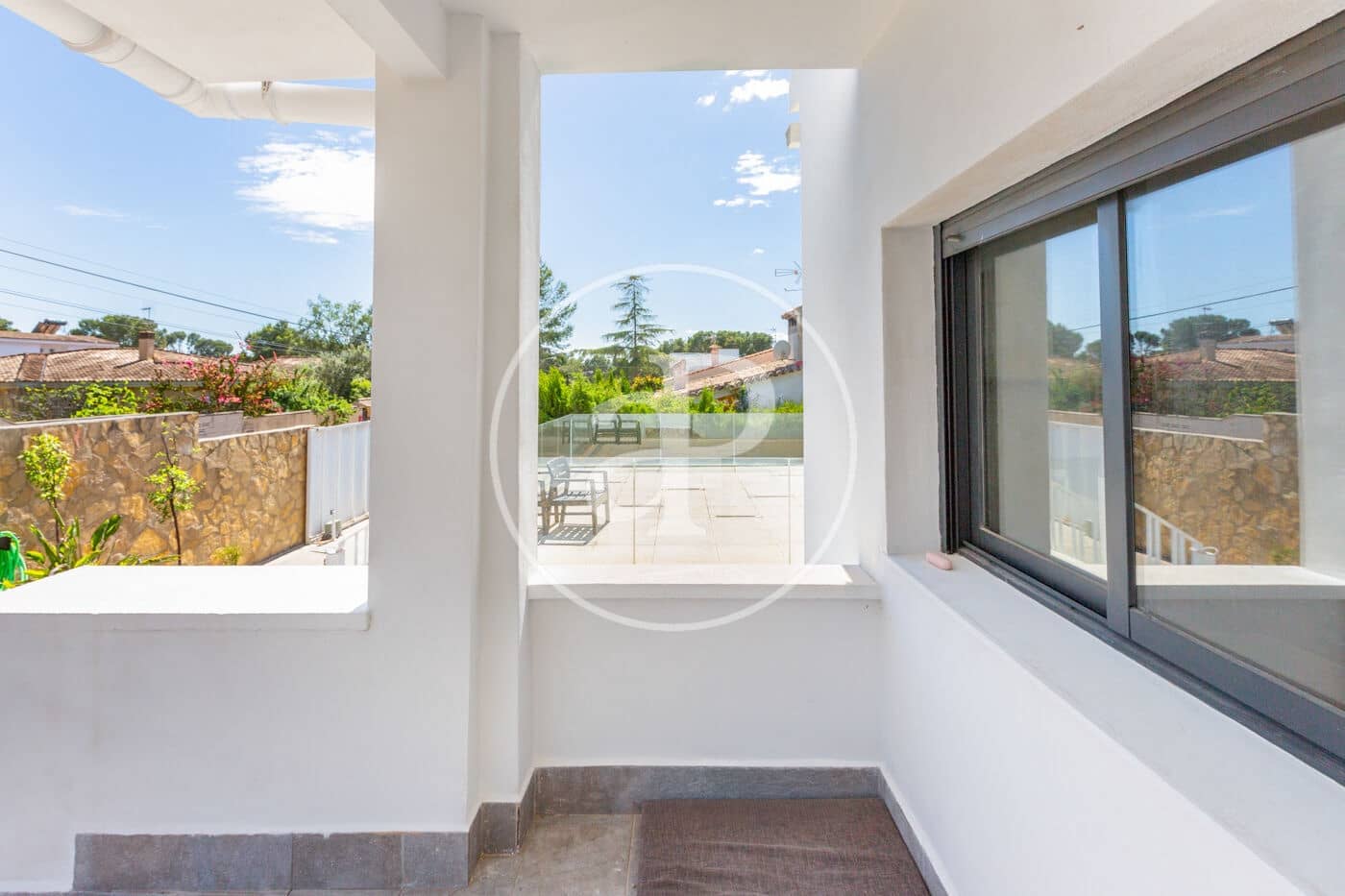 5 bedroom Villa for sale in L'Eliana with pool - € 895,000 (Ref: 9839328)
