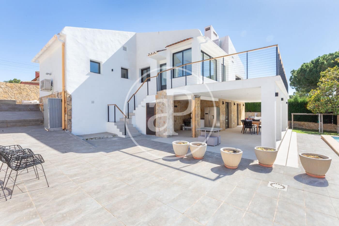 5 bedroom Villa for sale in L'Eliana with pool - € 895,000 (Ref: 9839328)