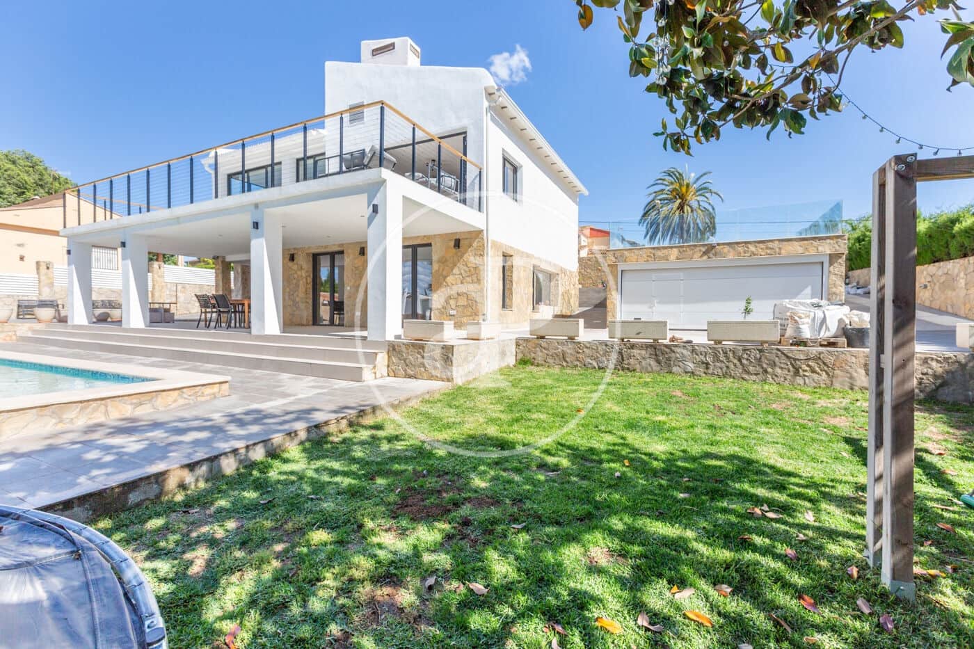 5 bedroom Villa for sale in L'Eliana with pool - € 895,000 (Ref: 9839328)