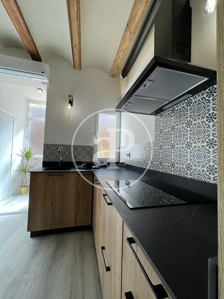 2 bedroom Apartment for rent in Valencia city - € 1,500 (Ref: 9839331)