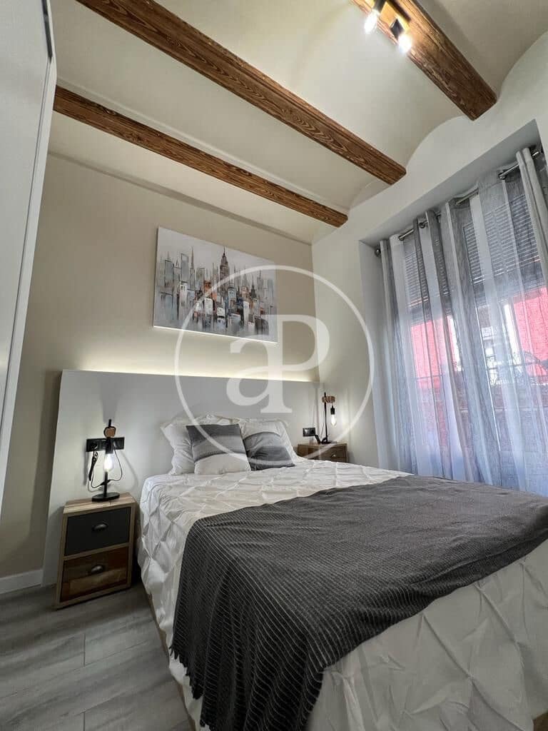 2 bedroom Apartment for rent in Valencia city - € 1,500 (Ref: 9839331)