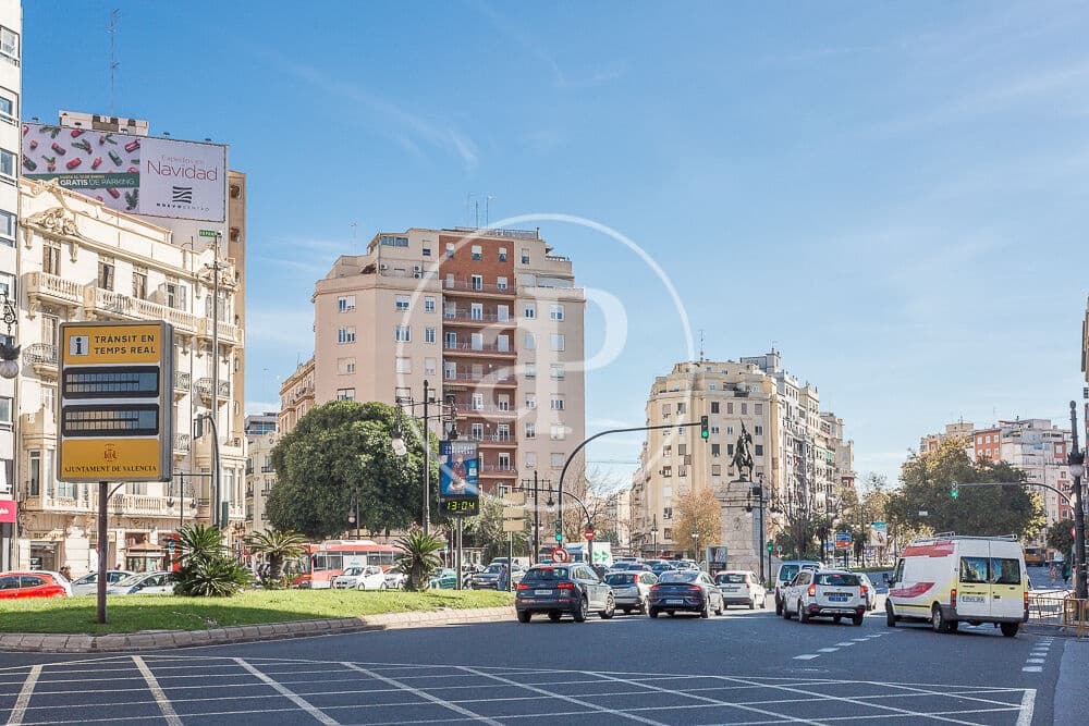 2 bedroom Apartment for rent in Valencia city - € 1,500 (Ref: 9839331)