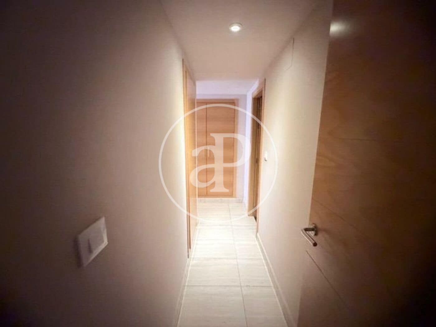 3 quarto Apartamento para arrendar em Valencia cidade com piscina garagem - 2 100 € (Ref: 9843471)