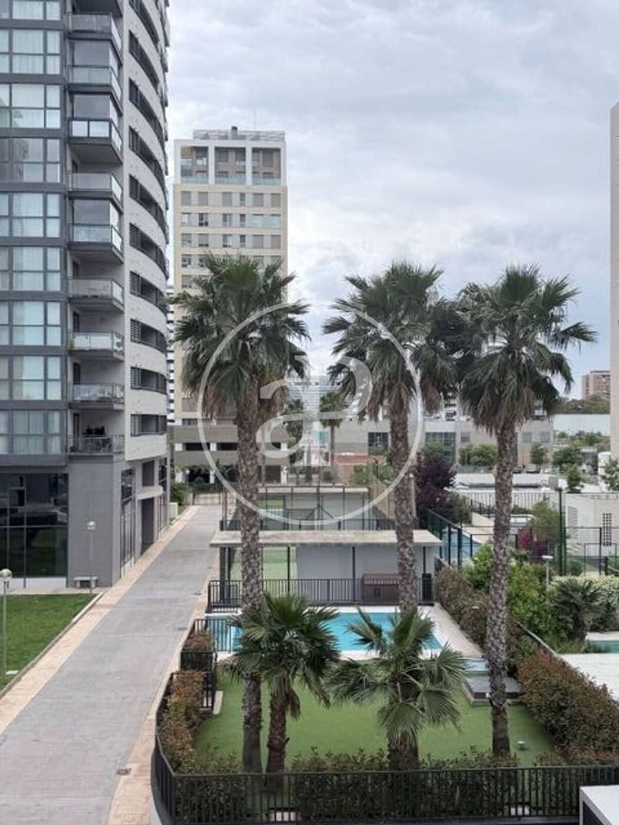 3 quarto Apartamento para arrendar em Valencia cidade com piscina garagem - 2 100 € (Ref: 9843471)