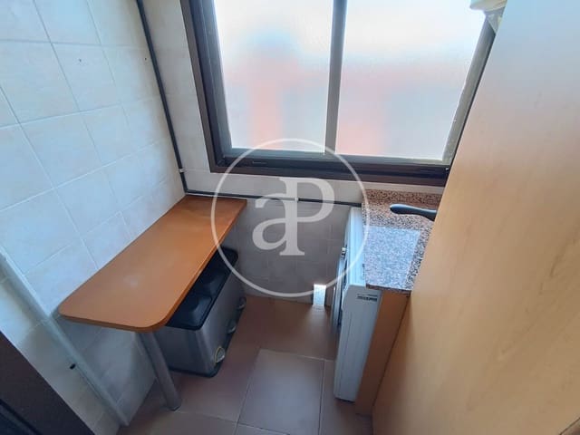 3 sovrum Lägenhet att hyra i Xirivella med garage - 1 350 € (Ref: 9843472)