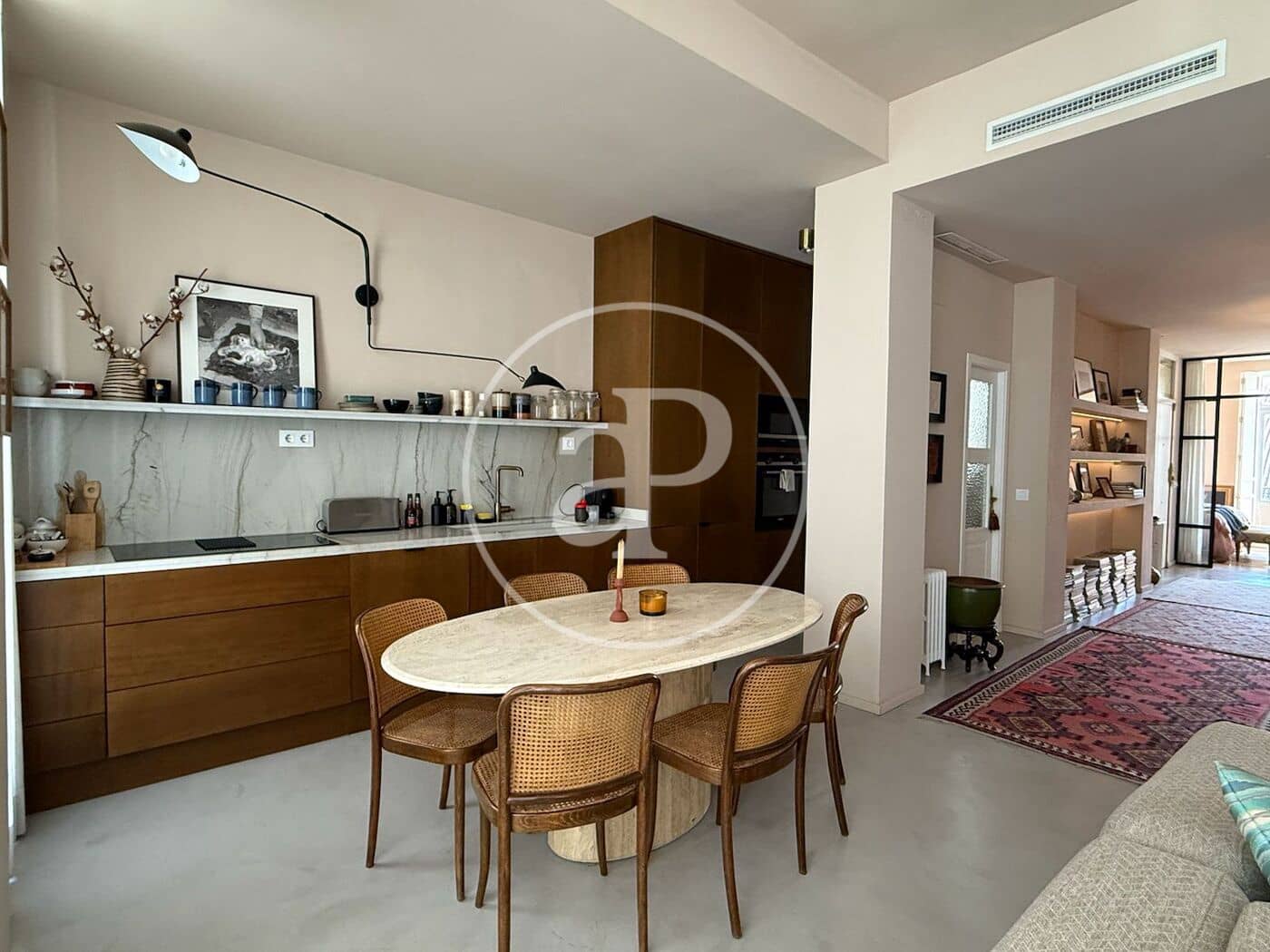 2 bedroom Apartment for rent in Valencia city - € 2,900 (Ref: 9846304)