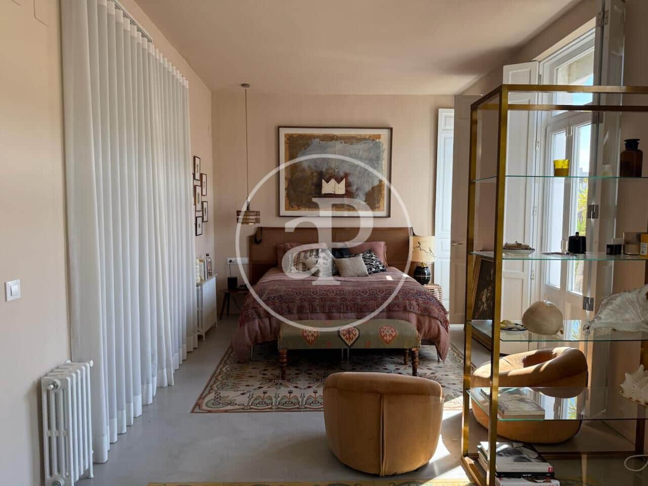 2 bedroom Apartment for rent in Valencia city - € 2,900 (Ref: 9846304)