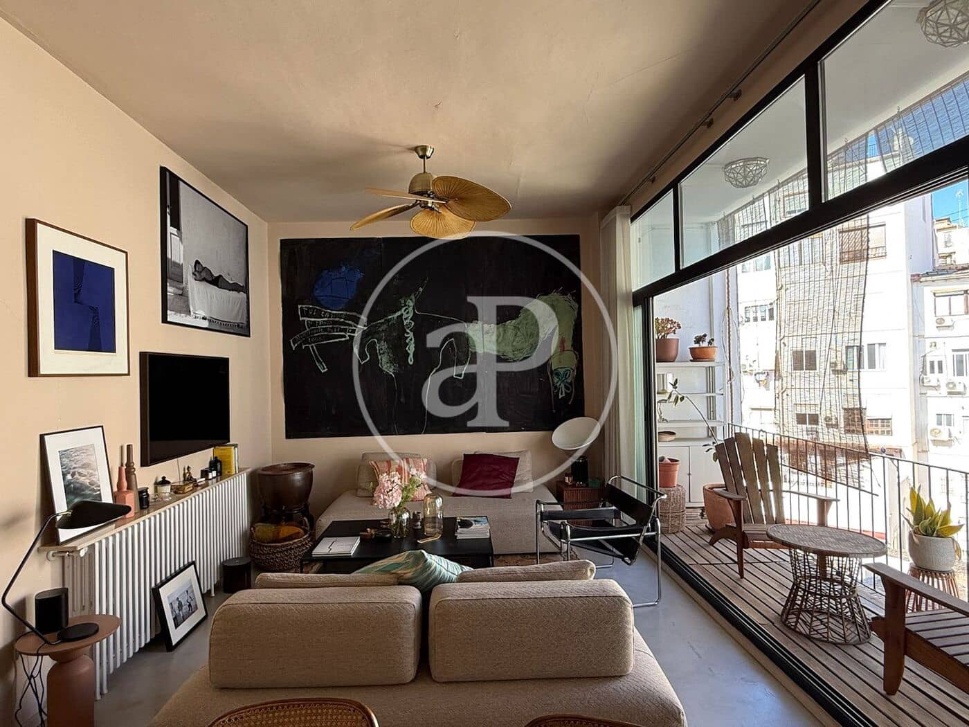 2 bedroom Apartment for rent in Valencia city - € 2,900 (Ref: 9846304)