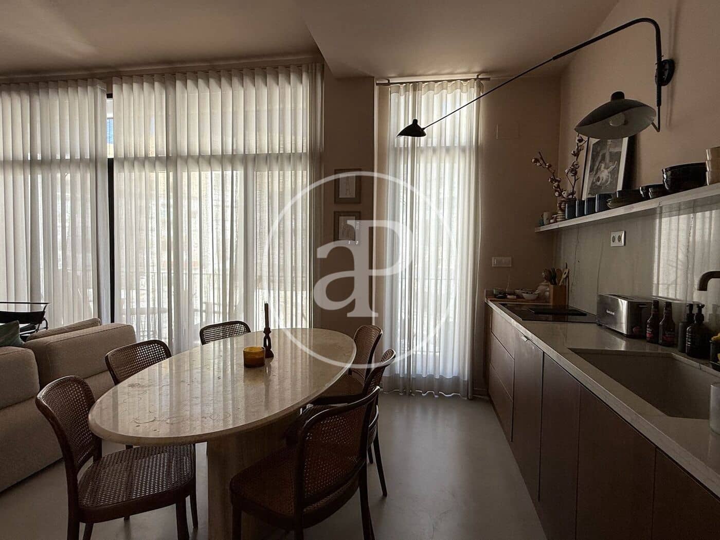 2 bedroom Apartment for rent in Valencia city - € 2,900 (Ref: 9846304)