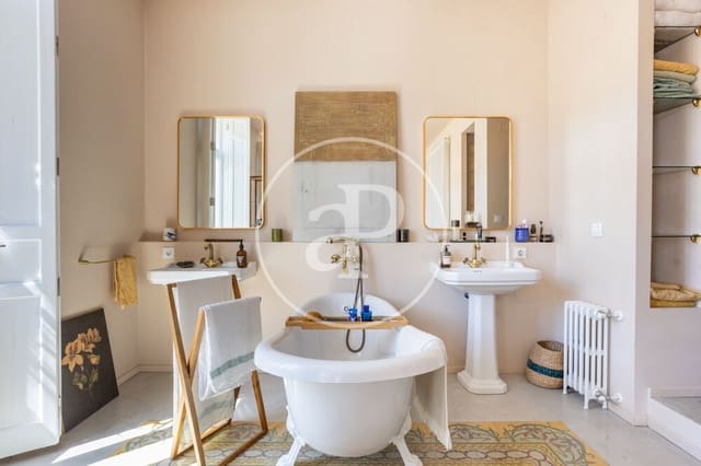 2 makuuhuone Huoneisto vuokrattavana paikassa Russafa, Valencia kaupunki - 2 900 € (Ref: 9846304)