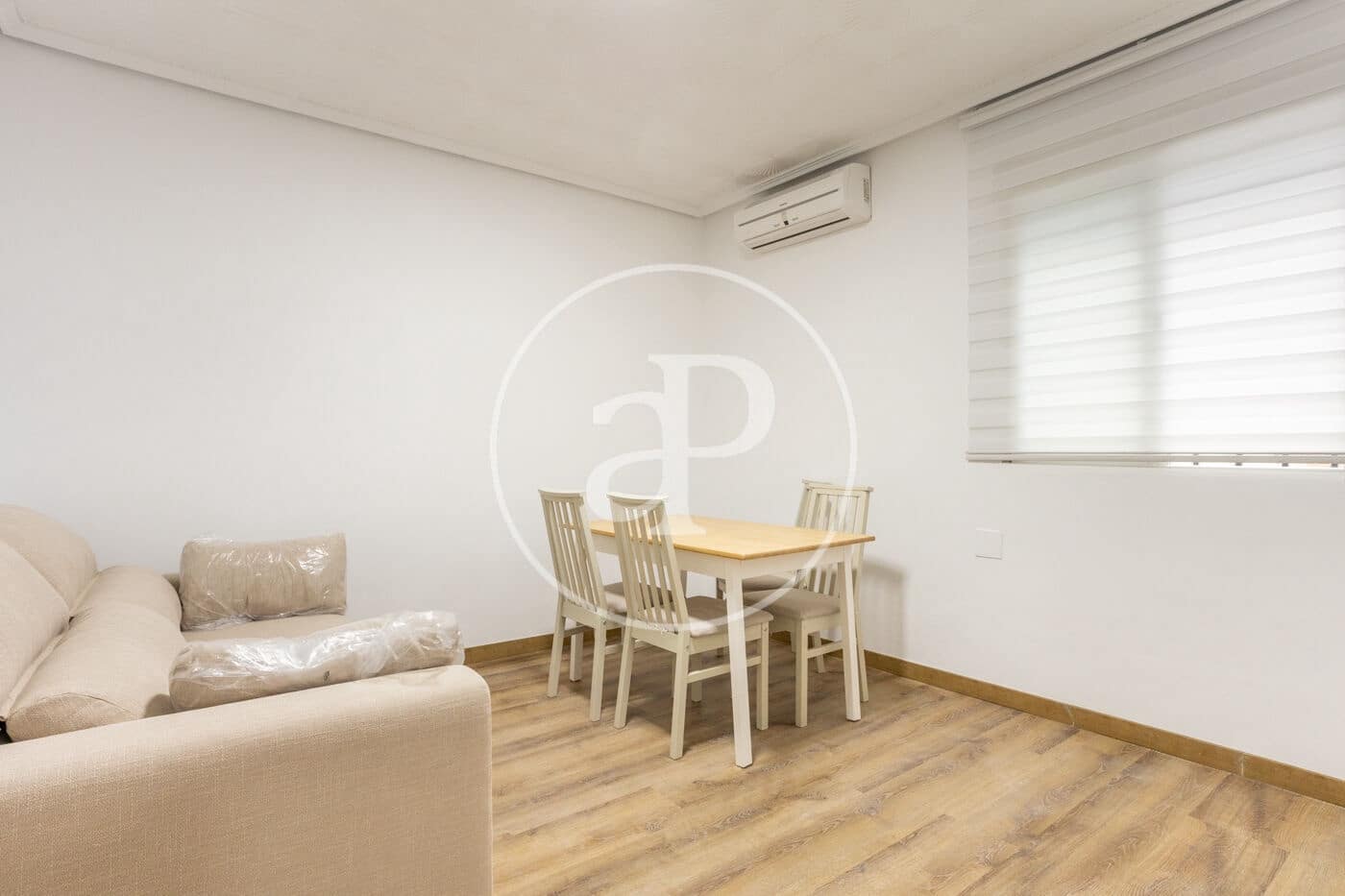 3 bedroom Apartment for rent in Valencia city - € 1,350 (Ref: 9846306)
