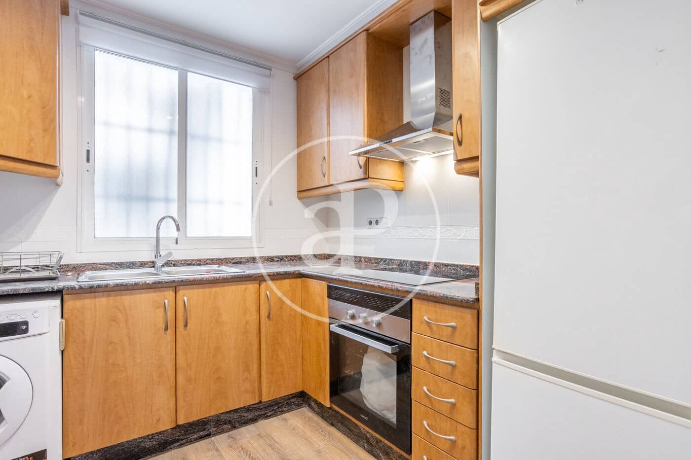 3 bedroom Apartment for rent in Valencia city - € 1,350 (Ref: 9846306)