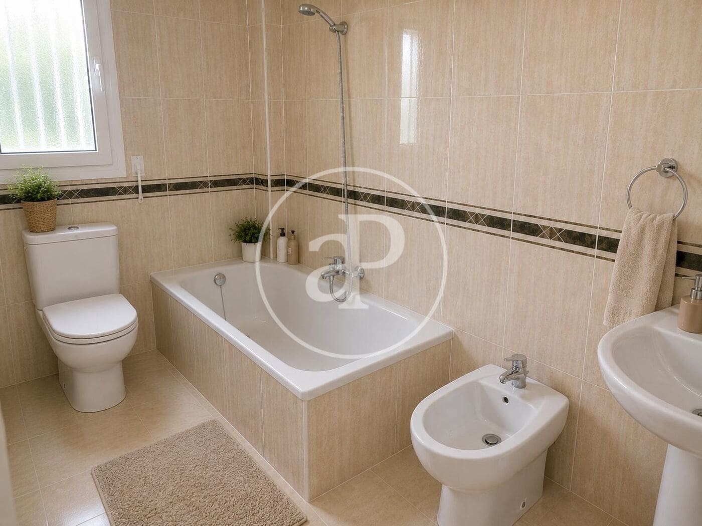 4 makuuhuone Huvila myytävänä paikassa Chiva mukana uima-altaan - 299 999 € (Ref: 9846309)