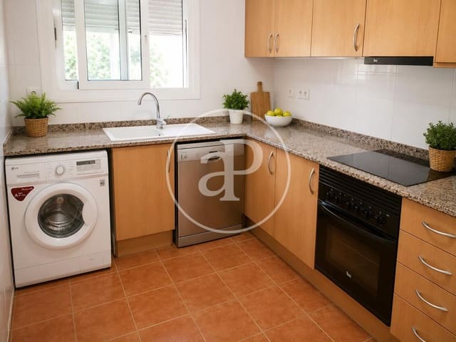 4 soverom Villa til salgs i Chiva med svømmebasseng - € 299 999 (Ref: 9846309)