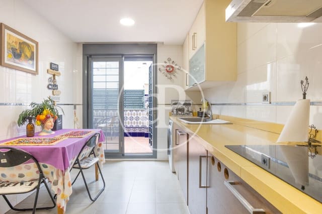 4 soveværelse Villa til salg i Norte, Castelló de la Plana med swimmingpool - € 450.000 (Ref: 9849459)