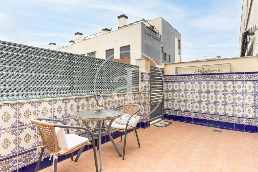 4 soveværelse Villa til salg i Castello de la Plana med swimmingpool - € 450.000 (Ref: 9849459)