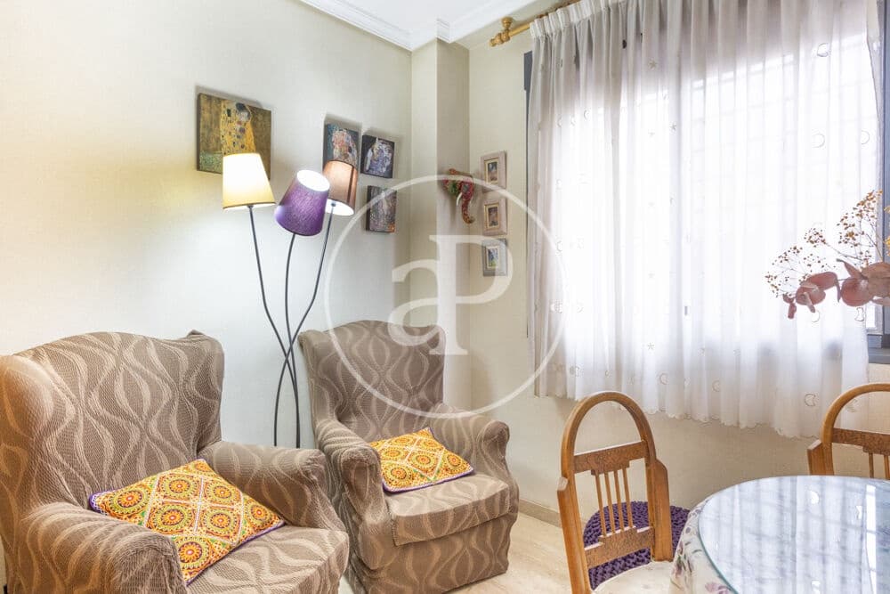 4 soveværelse Villa til salg i Castello de la Plana med swimmingpool - € 450.000 (Ref: 9849459)