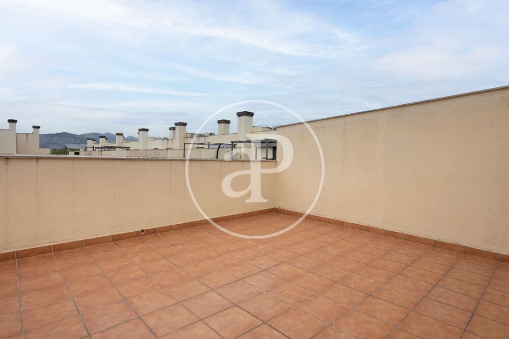 4 soveværelse Villa til salg i Castello de la Plana med swimmingpool - € 450.000 (Ref: 9849459)