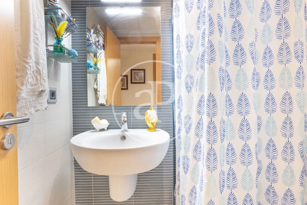4 soveværelse Villa til salg i Castello de la Plana med swimmingpool - € 450.000 (Ref: 9849459)