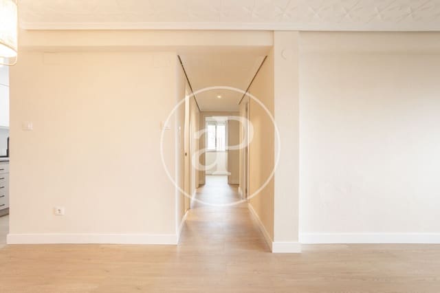3 sovrum Lägenhet att hyra i Na Rovella, Valencia stad - 1 600 € (Ref: 9849460)