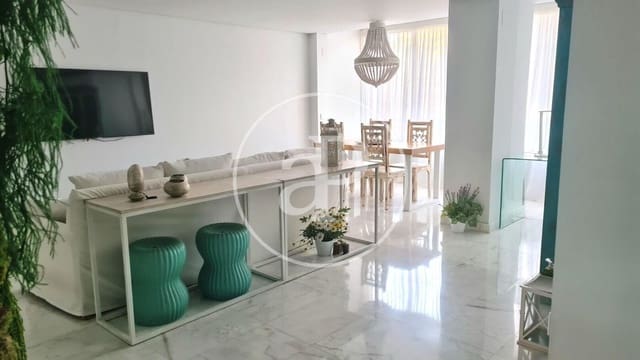 2 soverom Leilighet til leie i Mestalla, Valencia by - € 1 800 (Ref: 9851856)