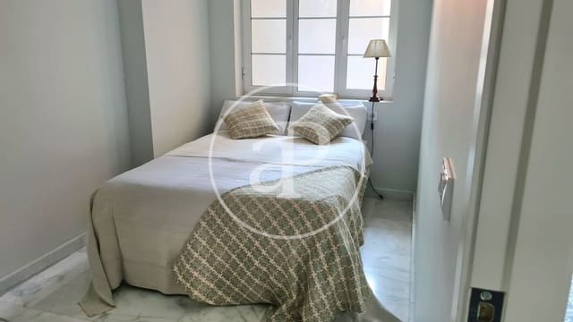2 soverom Leilighet til leie i Mestalla, Valencia by - € 1 800 (Ref: 9851856)