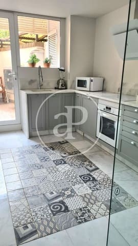 2 soverom Leilighet til leie i Mestalla, Valencia by - € 1 800 (Ref: 9851856)