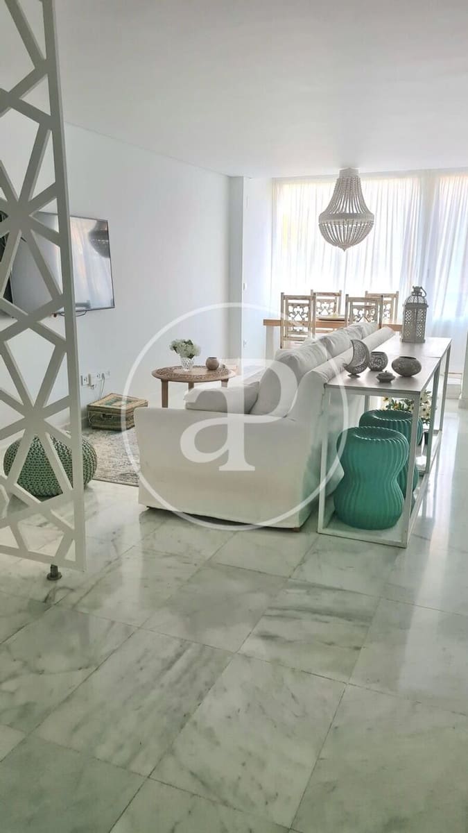 2 soverom Leilighet til leie i Valencia by - € 1 800 (Ref: 9851856)
