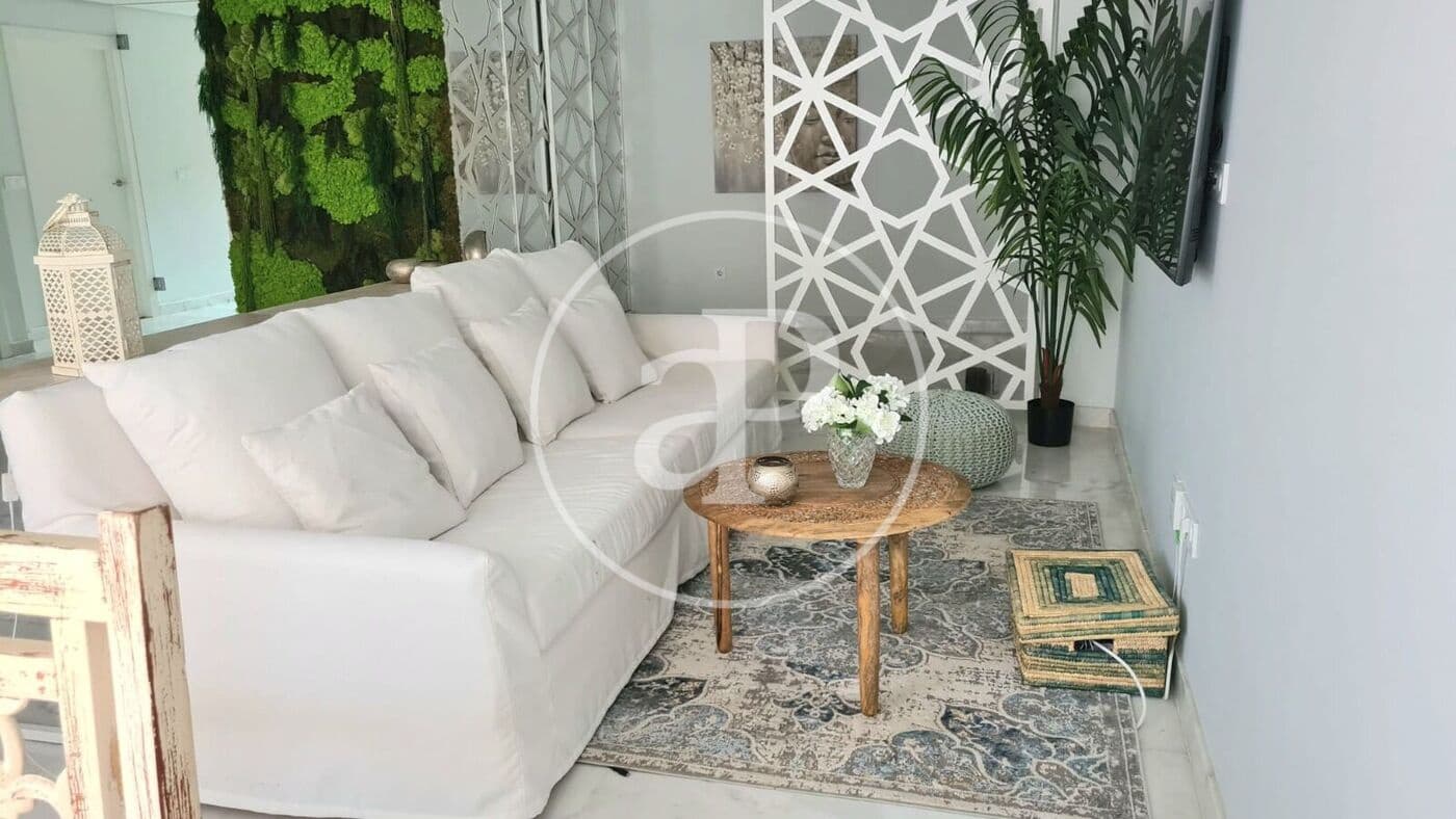2 soverom Leilighet til leie i Valencia by - € 1 800 (Ref: 9851856)