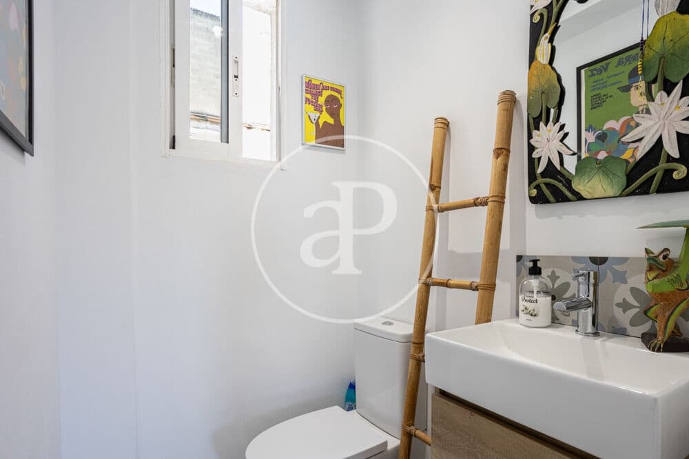 2 bedroom Apartment for rent in Valencia city - € 1,500 (Ref: 9851857)
