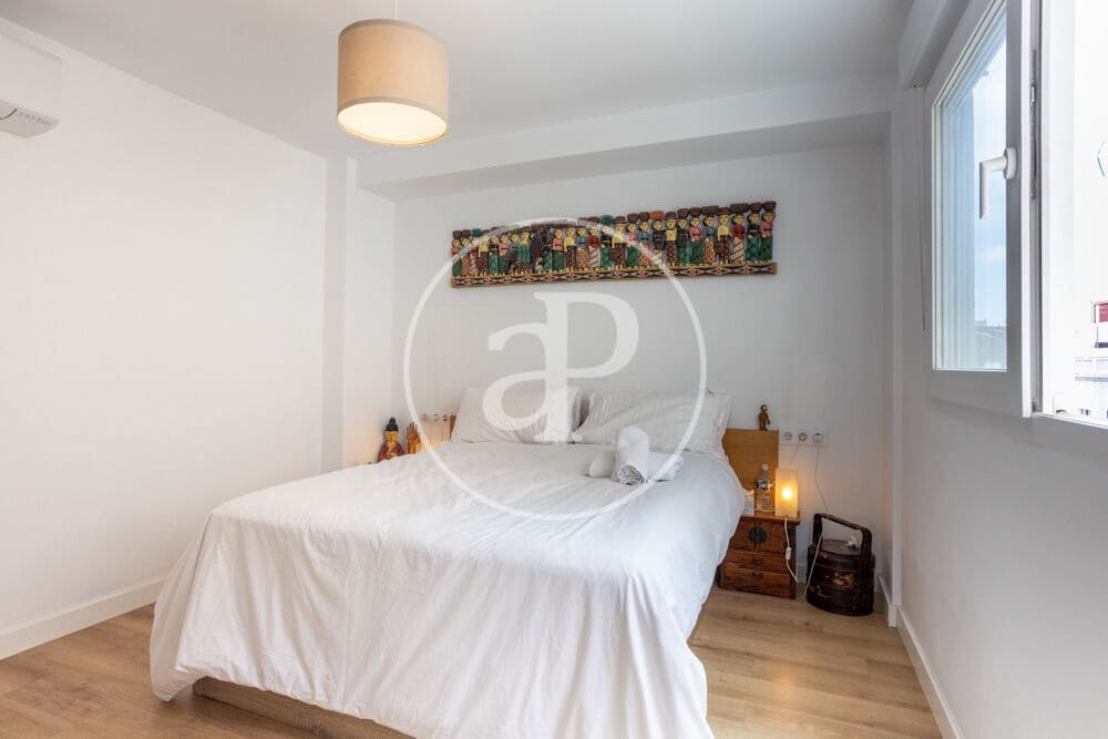 2 bedroom Apartment for rent in Valencia city - € 1,500 (Ref: 9851857)