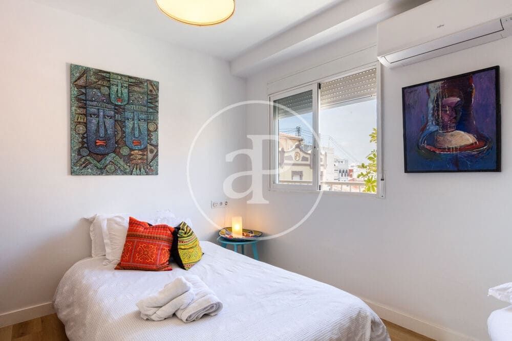 2 bedroom Apartment for rent in Valencia city - € 1,500 (Ref: 9851857)