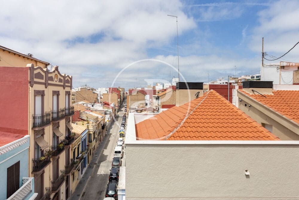 2 bedroom Apartment for rent in Valencia city - € 1,500 (Ref: 9851857)