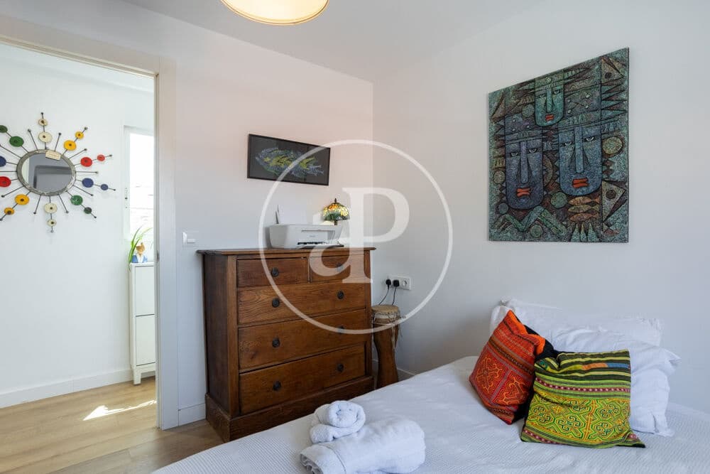 2 bedroom Apartment for rent in Valencia city - € 1,500 (Ref: 9851857)
