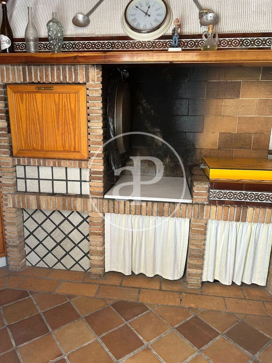 Chalet de 5 habitaciones en San Vicente / Sant Vicent del Raspeig en venta con piscina - 715.000 € (Ref: 9851858)