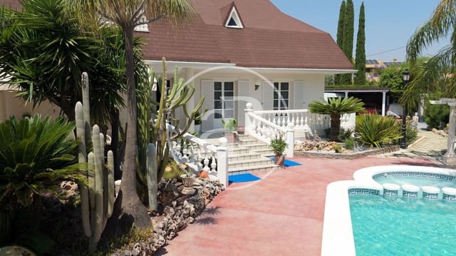 5 bedroom Villa for sale in San Vicente / Sant Vicent del Raspeig with pool - € 715,000 (Ref: 9851858)