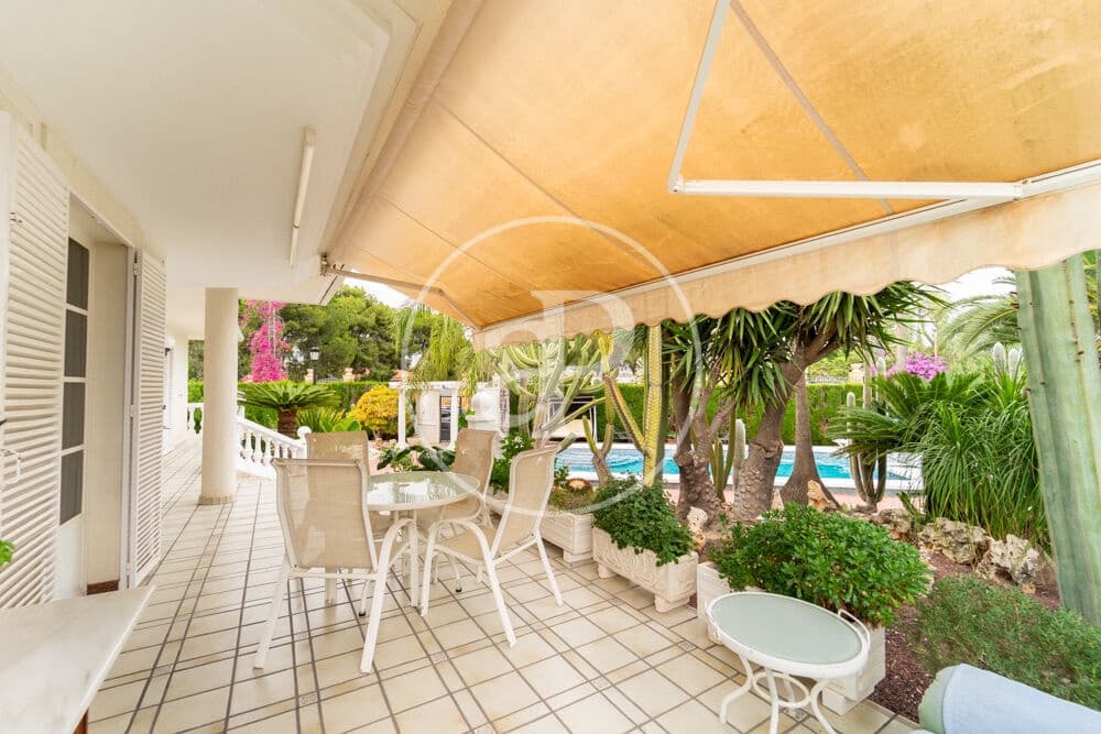 5 quarto Moradia para venda em San Vicente / Sant Vicent del Raspeig com piscina - 715 000 € (Ref: 9851858)