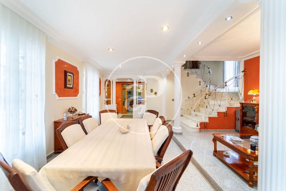 5 quarto Moradia para venda em San Vicente / Sant Vicent del Raspeig com piscina - 715 000 € (Ref: 9851858)