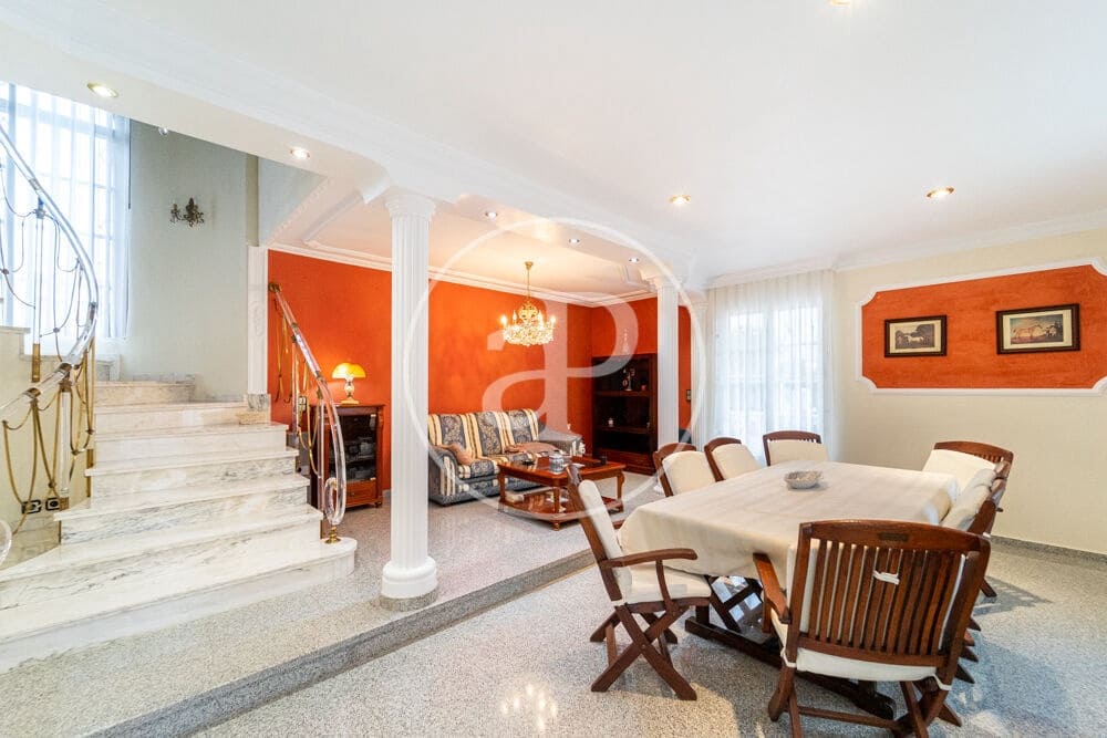 5 quarto Moradia para venda em San Vicente / Sant Vicent del Raspeig com piscina - 715 000 € (Ref: 9851858)