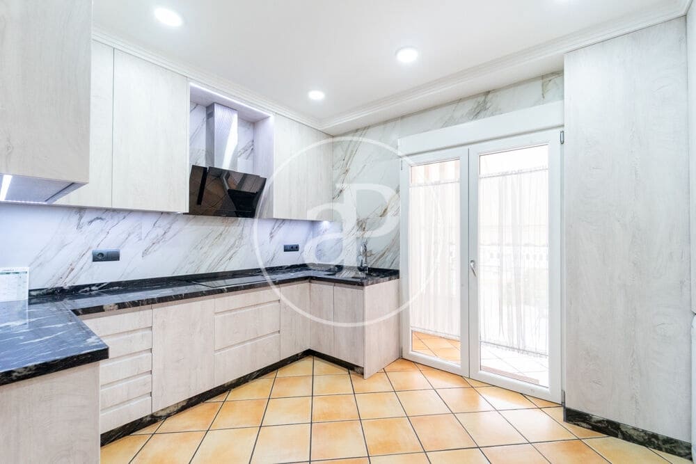 5 quarto Moradia para venda em San Vicente / Sant Vicent del Raspeig com piscina - 715 000 € (Ref: 9851858)