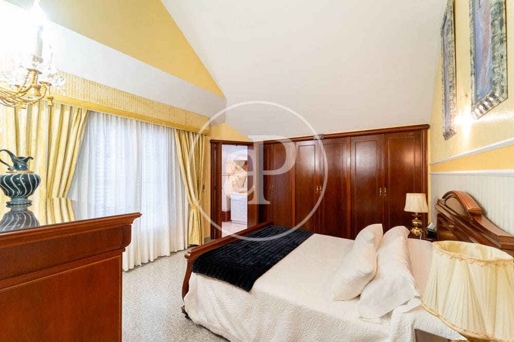 5 quarto Moradia para venda em San Vicente / Sant Vicent del Raspeig com piscina - 715 000 € (Ref: 9851858)