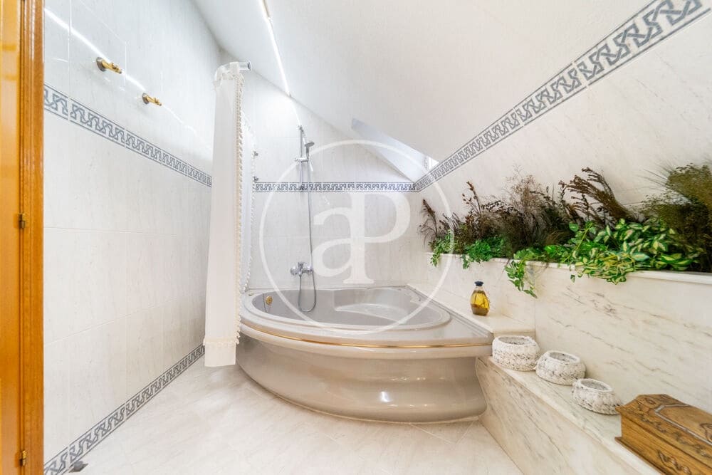 5 quarto Moradia para venda em San Vicente / Sant Vicent del Raspeig com piscina - 715 000 € (Ref: 9851858)