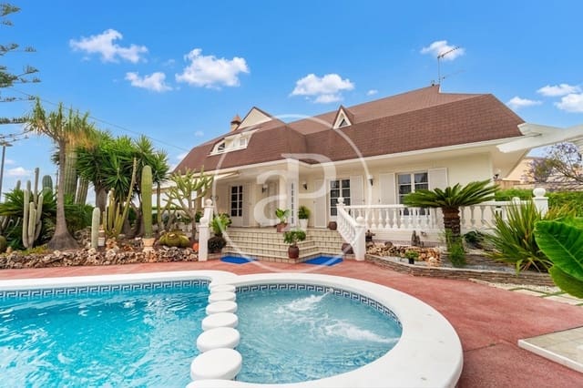 5 camera da letto Villa in vendita in San Vicente / Sant Vicent del Raspeig con piscina - 715.000 € (Rif: 9851858)