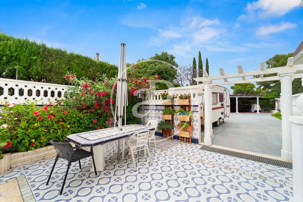 5 quarto Moradia para venda em San Vicente / Sant Vicent del Raspeig com piscina - 715 000 € (Ref: 9851858)